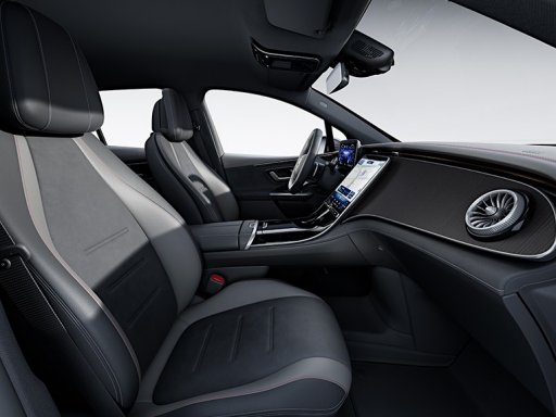 Interiér nového EQE SUV od Mercedes-EQ s linií AMG interiér.