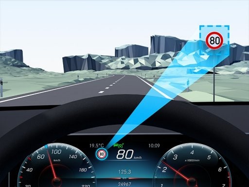 Grafické znázornění asistenta dopravního značení v novém EQE SUV od Mercedes-EQ.