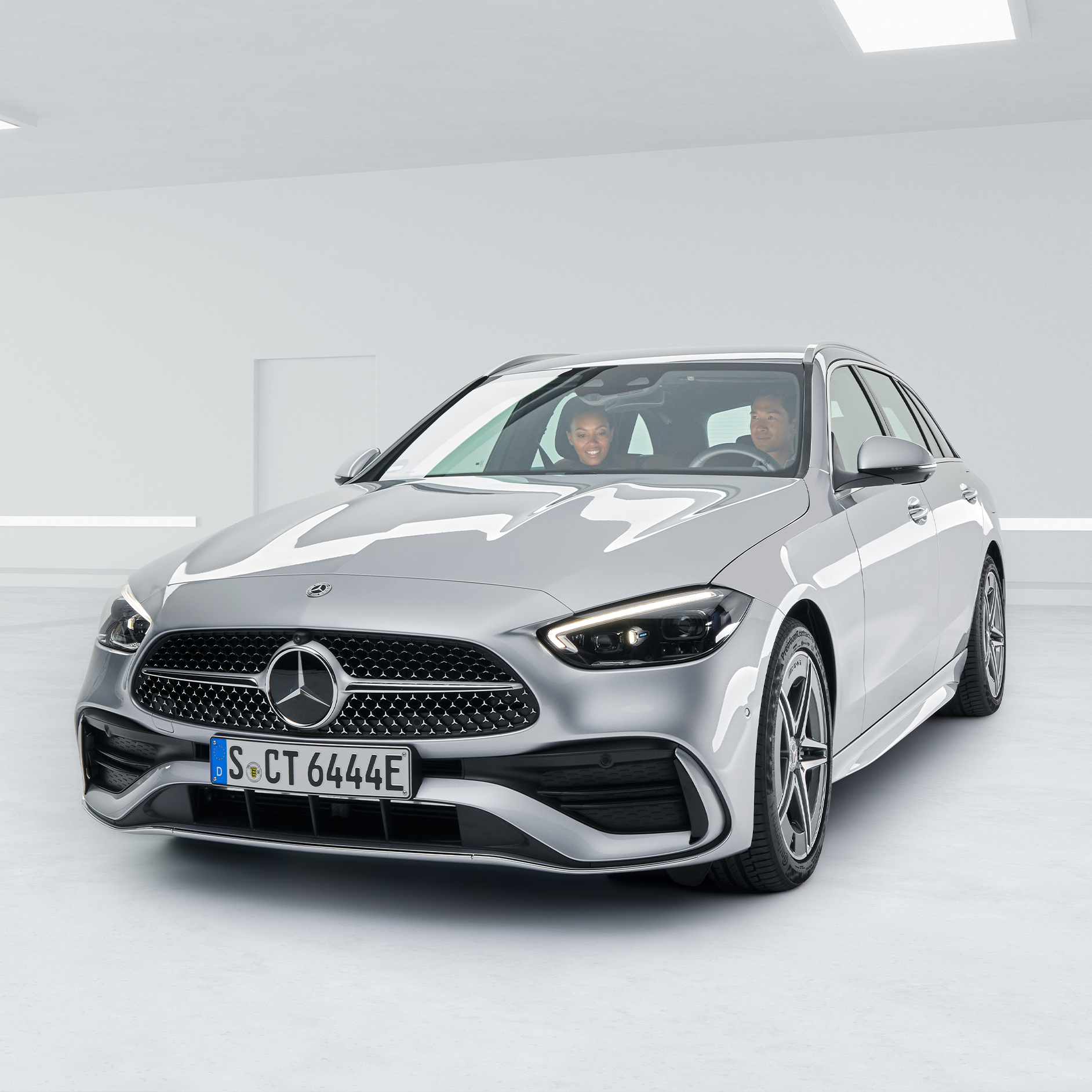 Aktualizace softwaru | Standardní výbava | Mercedes-Benz Aktualizace softwaru jako součást základních služeb digitálních doplňků Mercedes-Benz.