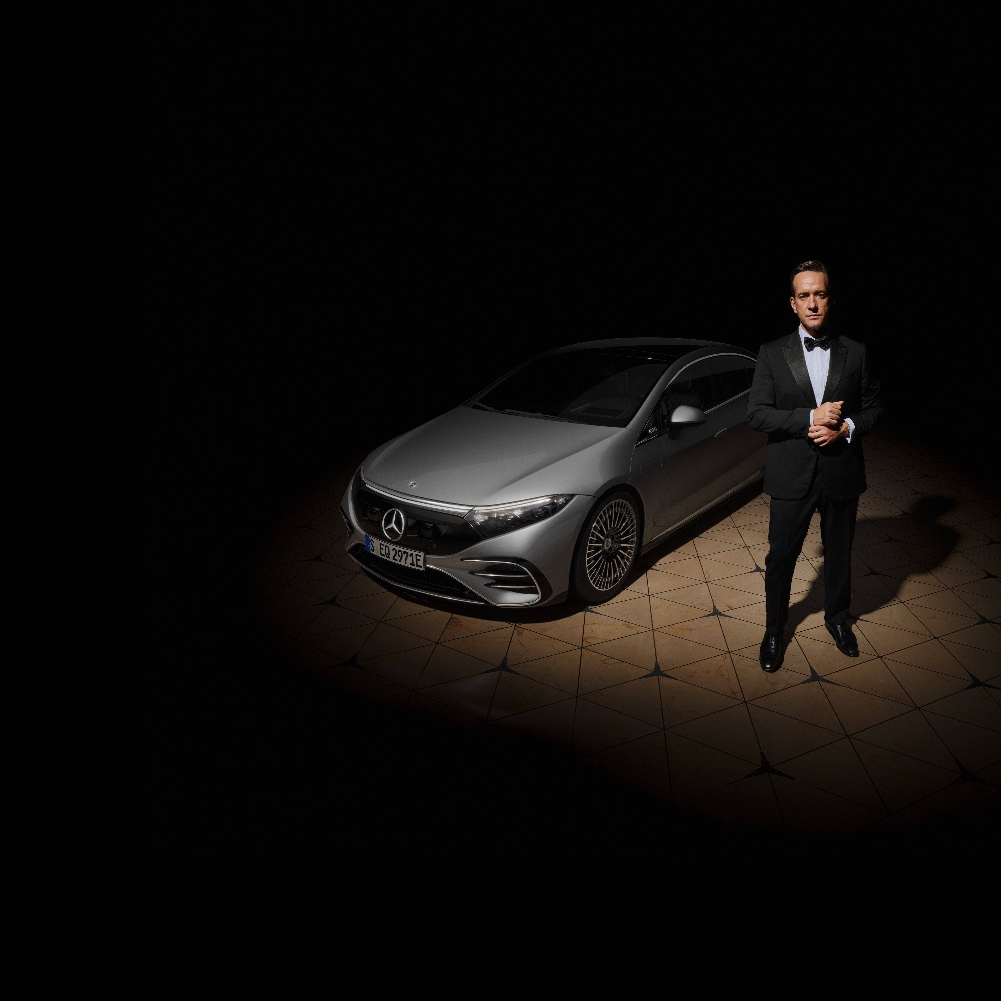 Lead in Intelligence | Mercedes-Benz Lead in Intelligence od Mercedes-Benz.