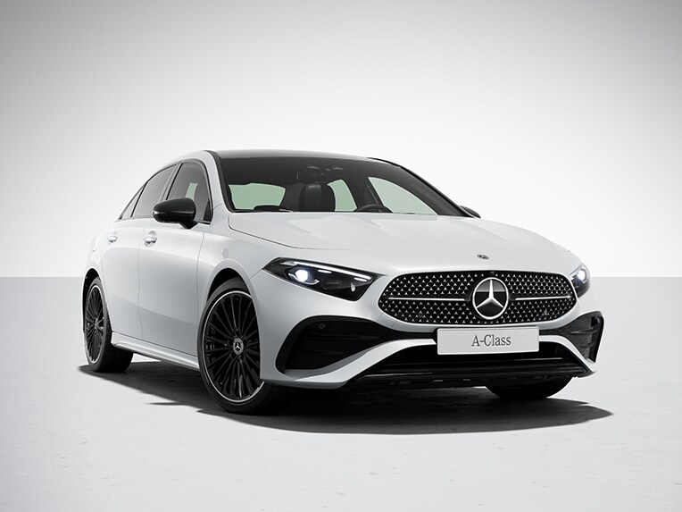 Exteriér Třídy A Sedan od Mercedes-Benz se sadou Night.