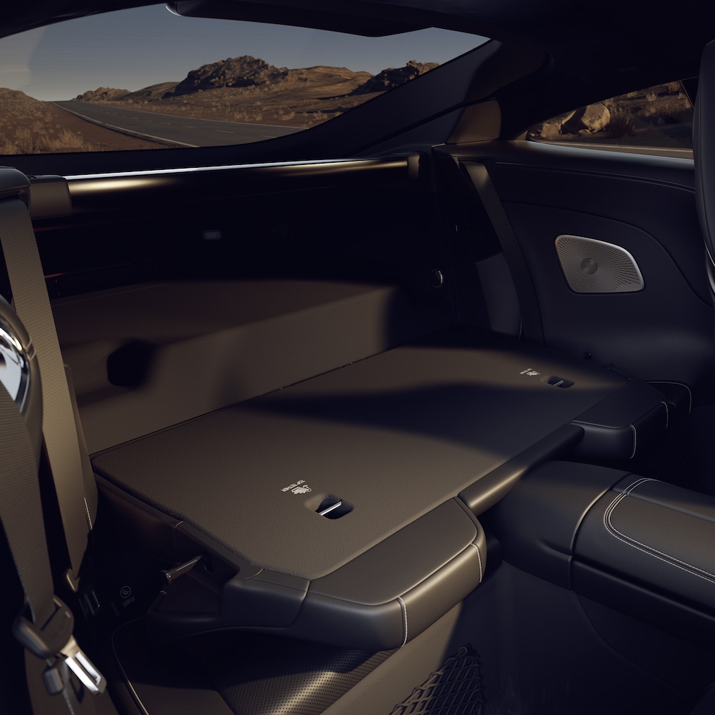 Konfigurace sedadel v interiéru GT kupé.