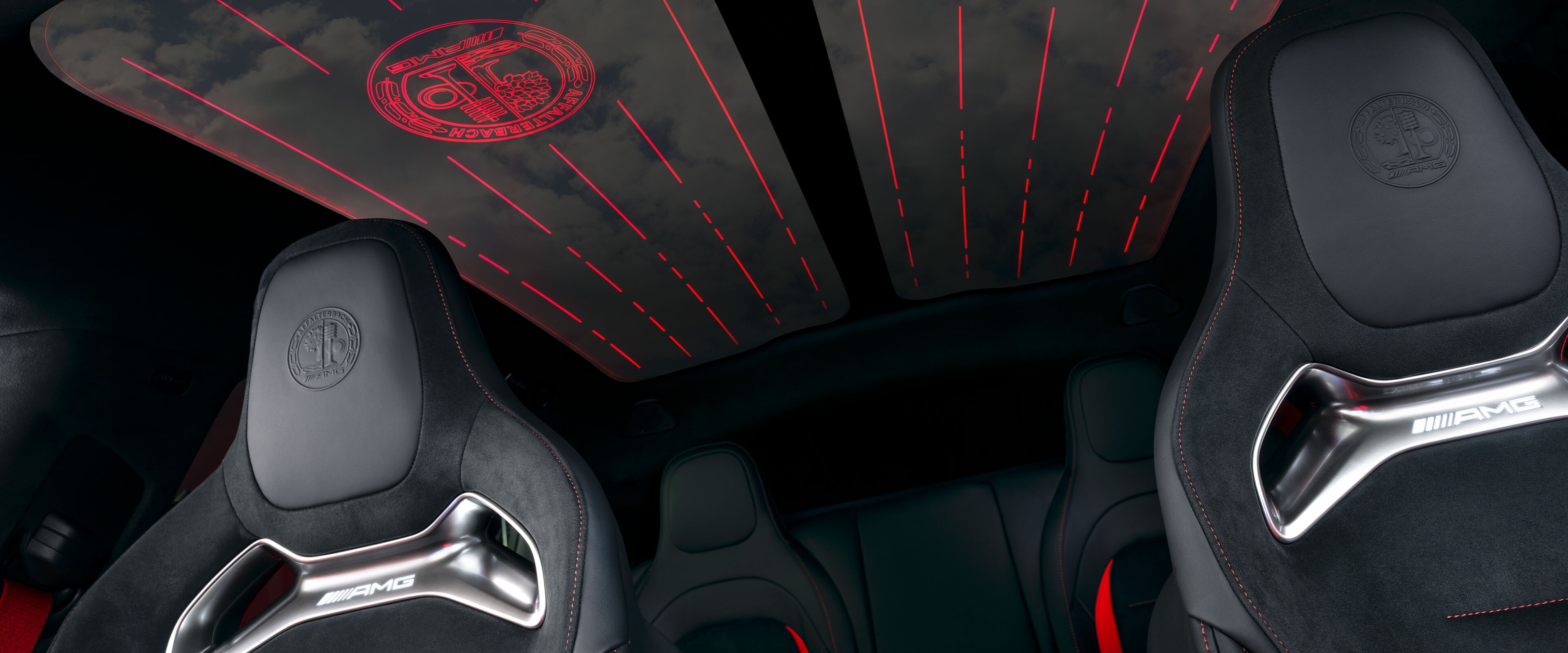 Zcela nové vozidlo Mercedes-AMG GT čtyřdveřové kupé od Mercedes-AMG.