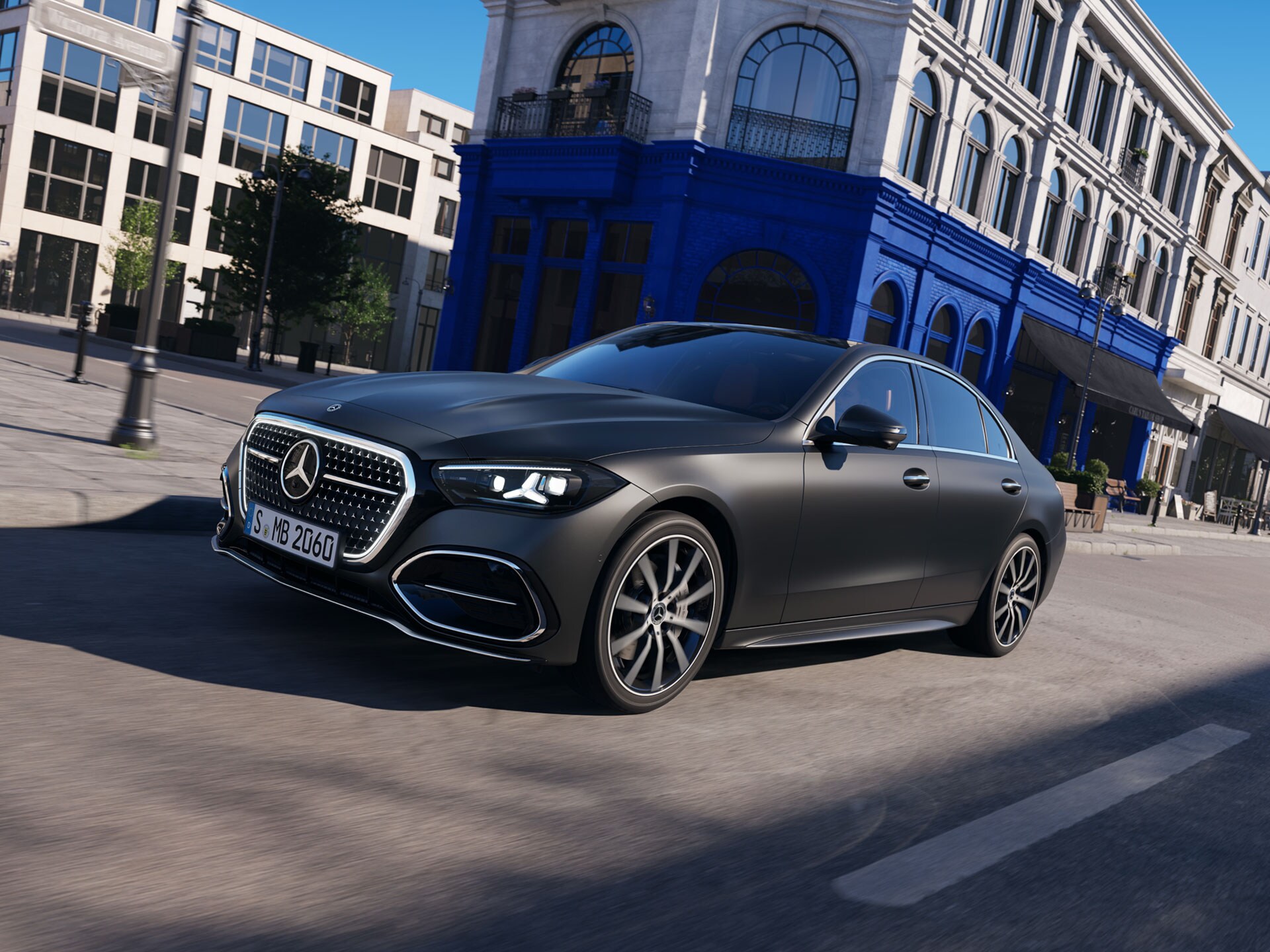 Výhody nového motoru nové Třídy C sedan od Mercedes-Benz.