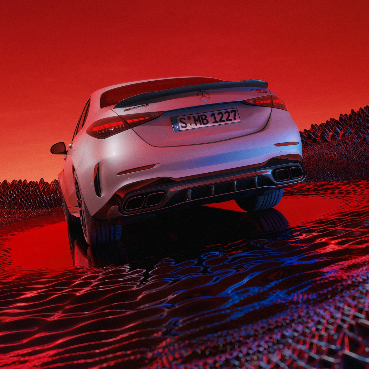Boční pohled zezadu na model Mercedes-AMG C 63 S E PERFORMANCE ve verzi kombi.