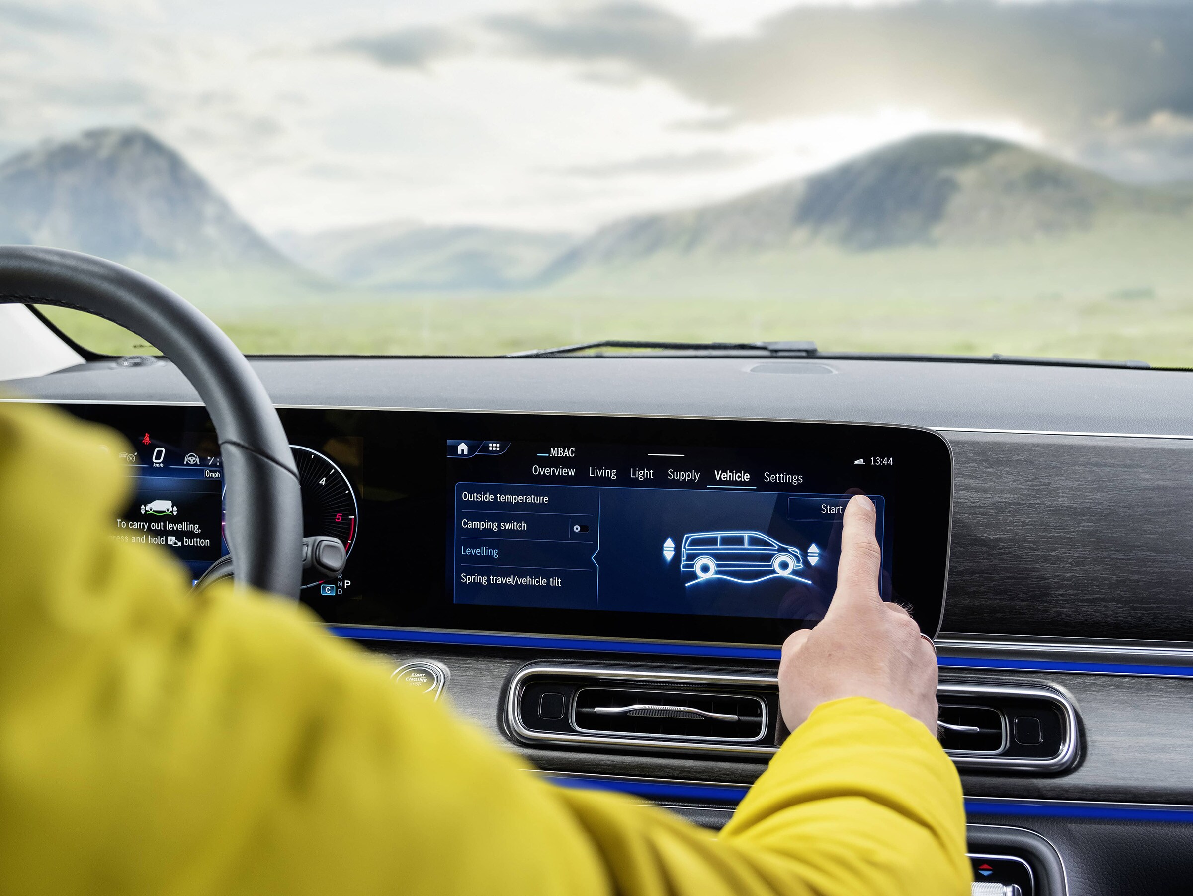 Interiér vozidla Mercedes-Benz Marco Polo se vzduchovým odpružením AIRMATIC.