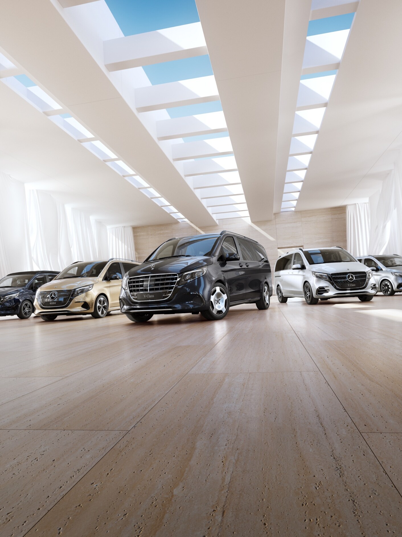 Modely dodávkových vozidel a kempinkových automobilů Mercedes-Benz stojí v&nbsp;showroomu.