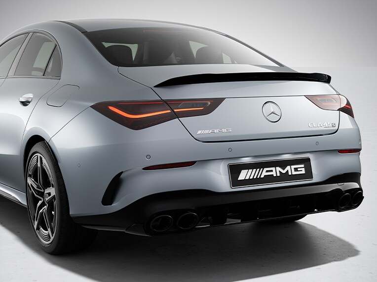 CLA 35 4MATIC od Mercedes-AMG se sadou AMG Aerodynamic.