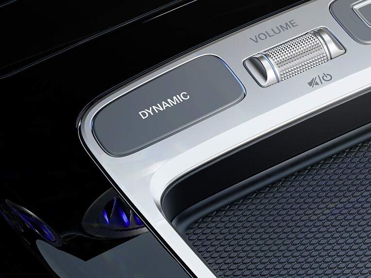 Funkce DYNAMIC SELECT vozidla Mercedes-Benz CLA kupé.