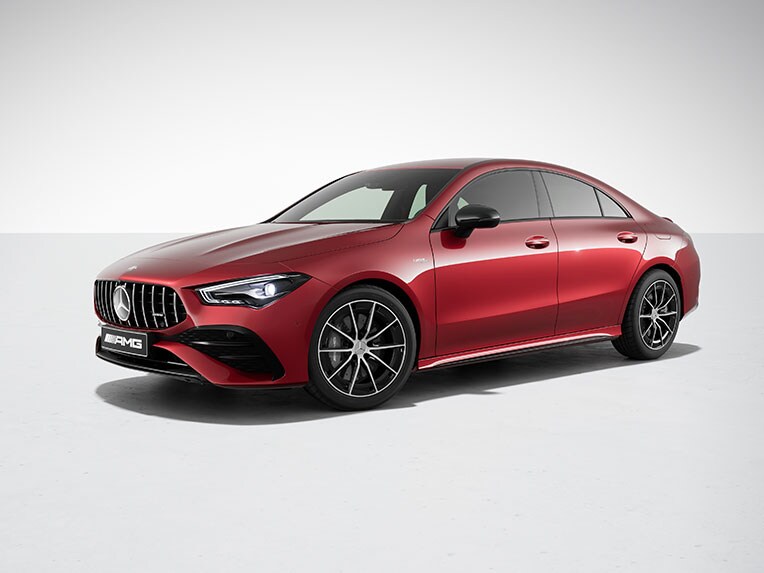 CLA 35 4MATIC od Mercedes-AMG se sadou AMG Night.