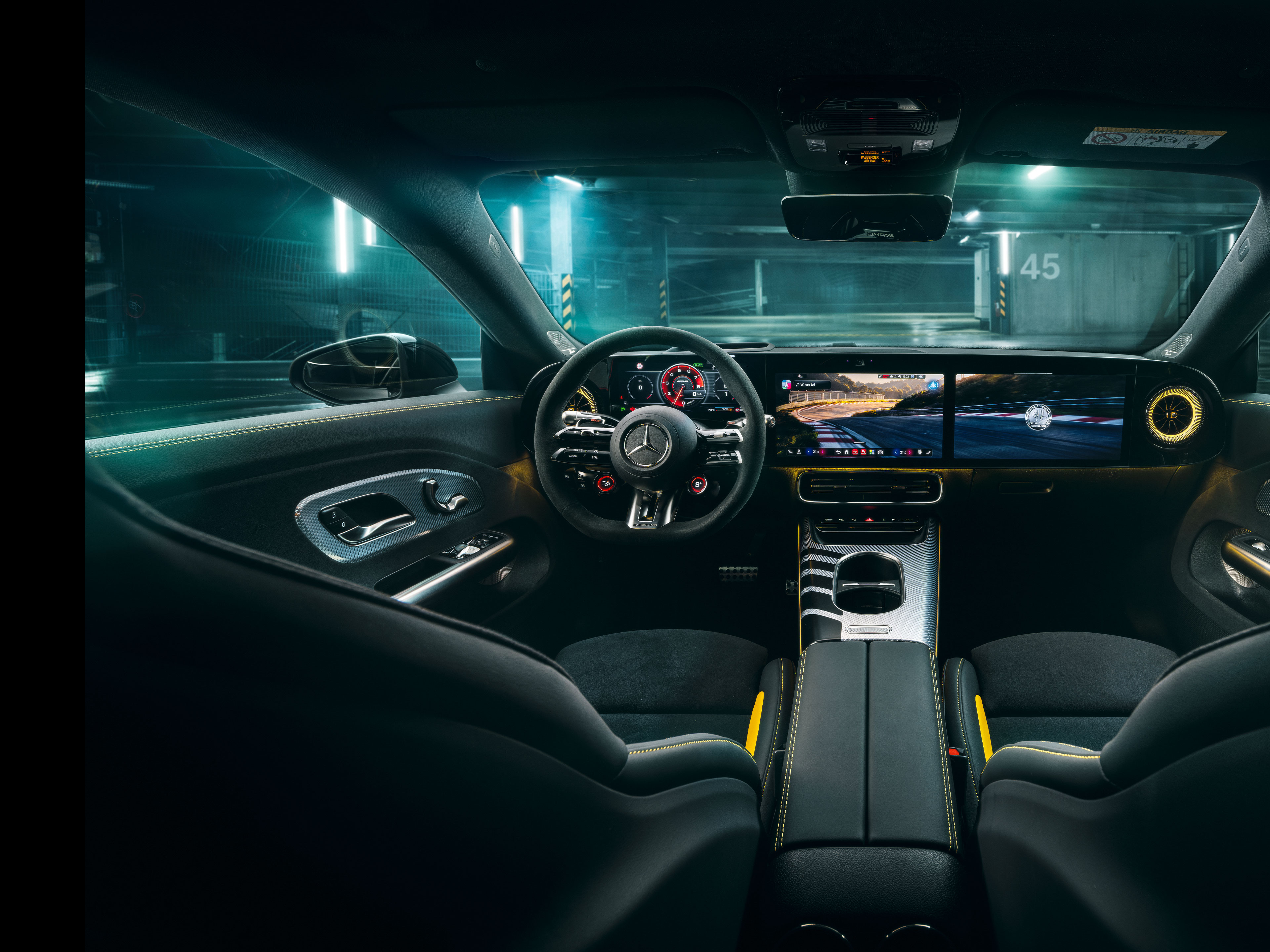 Interiér | CLA | Mercedes-AMG Interiér zcela nového elektrického Mercedes-AMG CLA 45 4MATIC+.