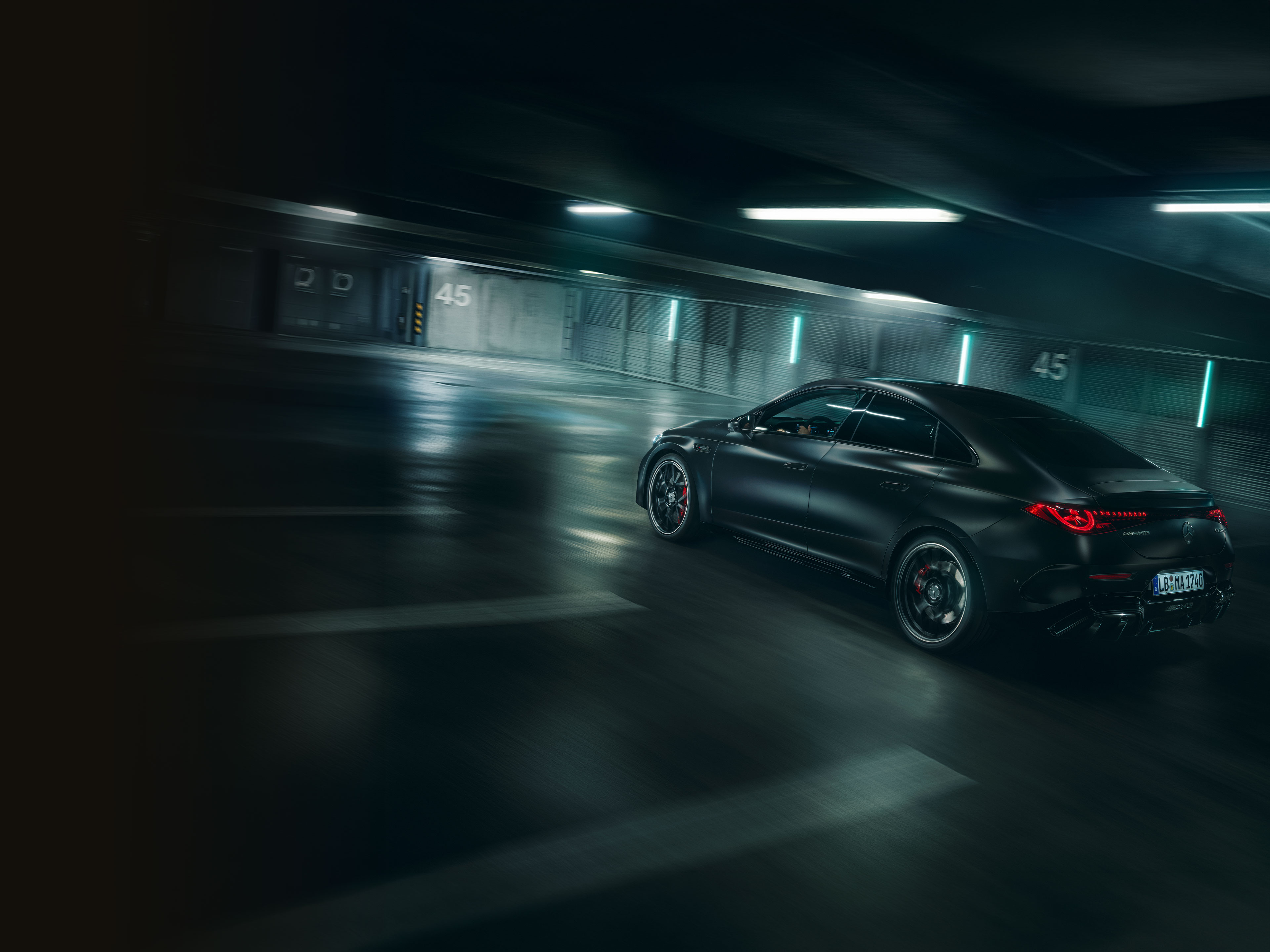 Výkon | CLA | Mercedes-AMG Výkon zcela nového elektrického Mercedes-AMG CLA 45 4MATIC+.