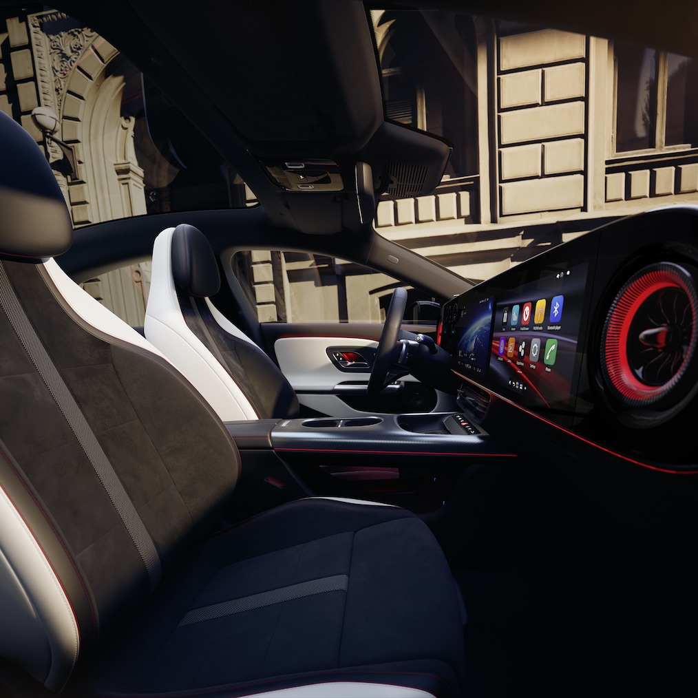 Interiér s&nbsp;MBUX Superscreen a&nbsp;sportovní sedadla ve vozidle Mercedes-Benz CLA C174.