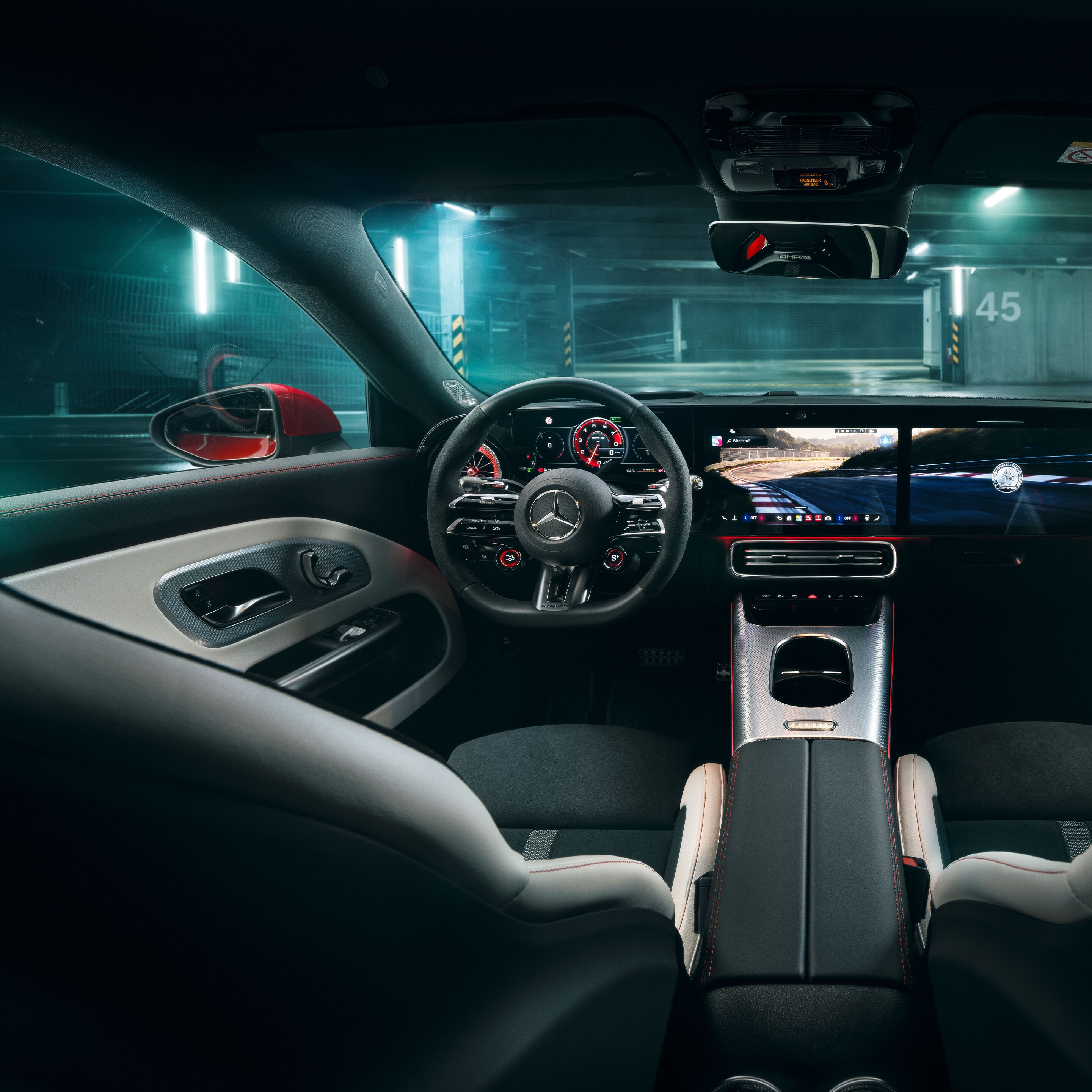 Interiér zcela nového elektrického Mercedes-AMG CLA 45 4MATIC+ Shooting Brake.
