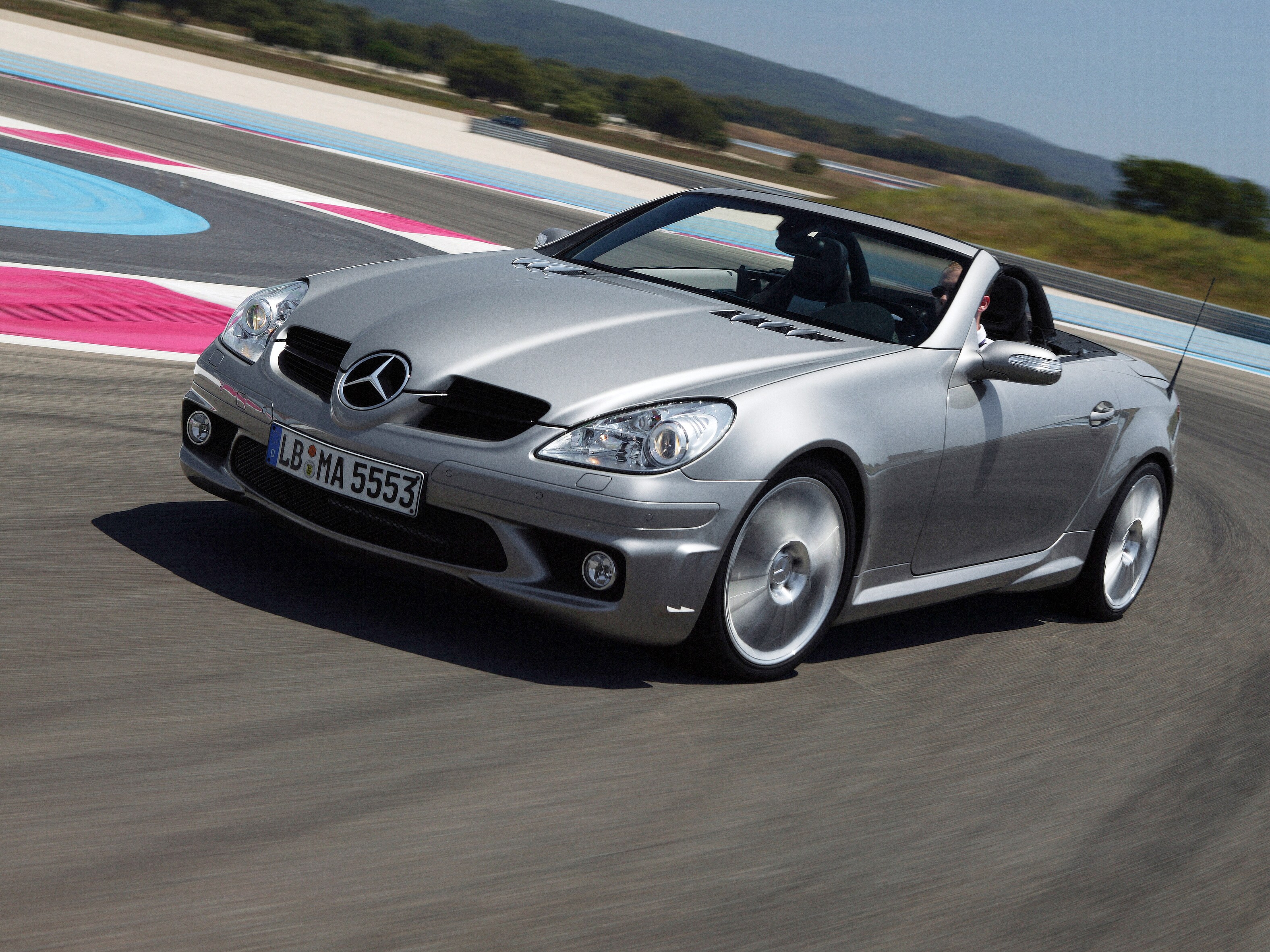 Další generace SLK (R 171) z&nbsp;roku 2004