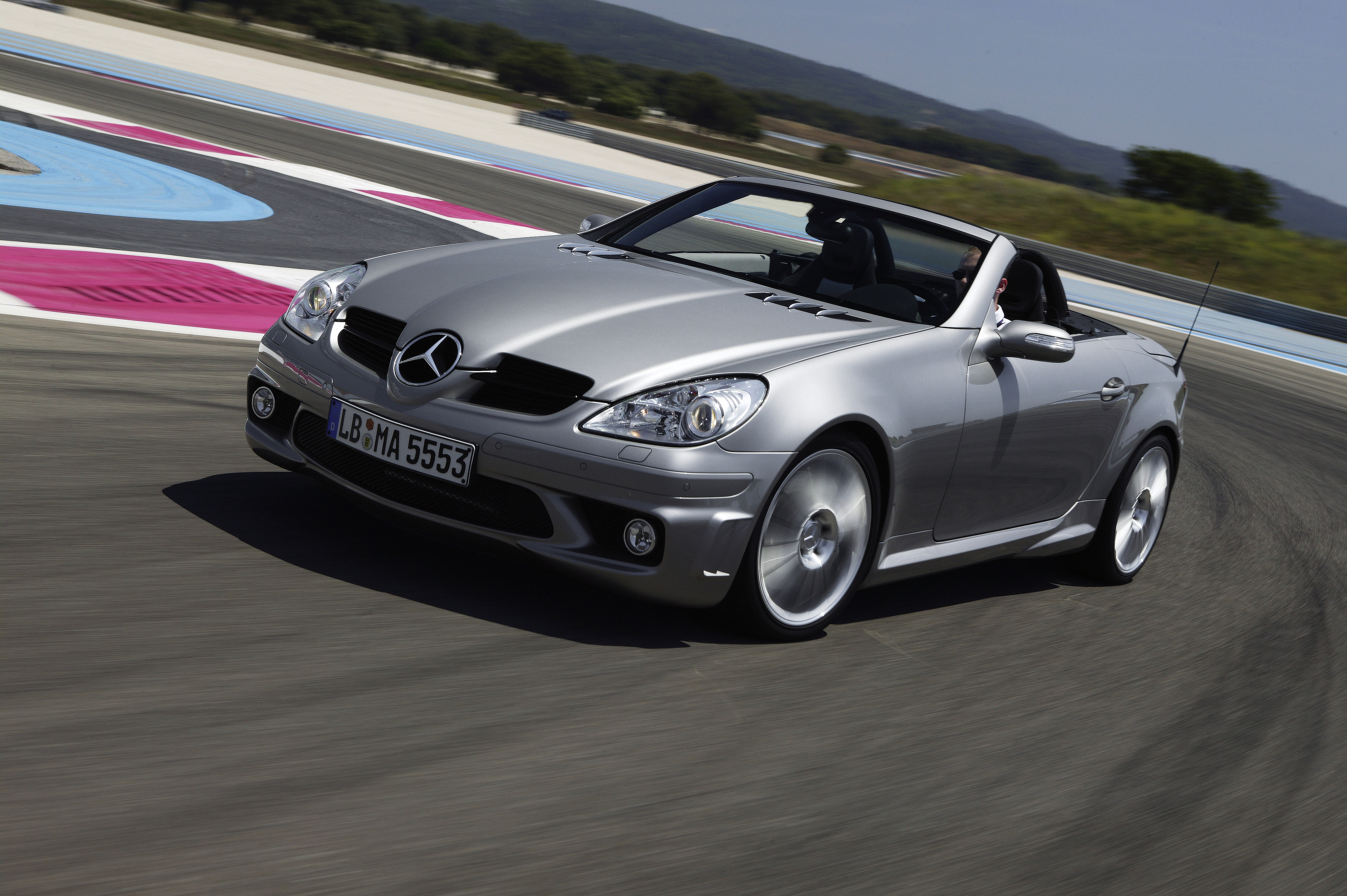 Další generace SLK (R 171) z roku 2004 Další generace SLK (R 171) z roku 2004