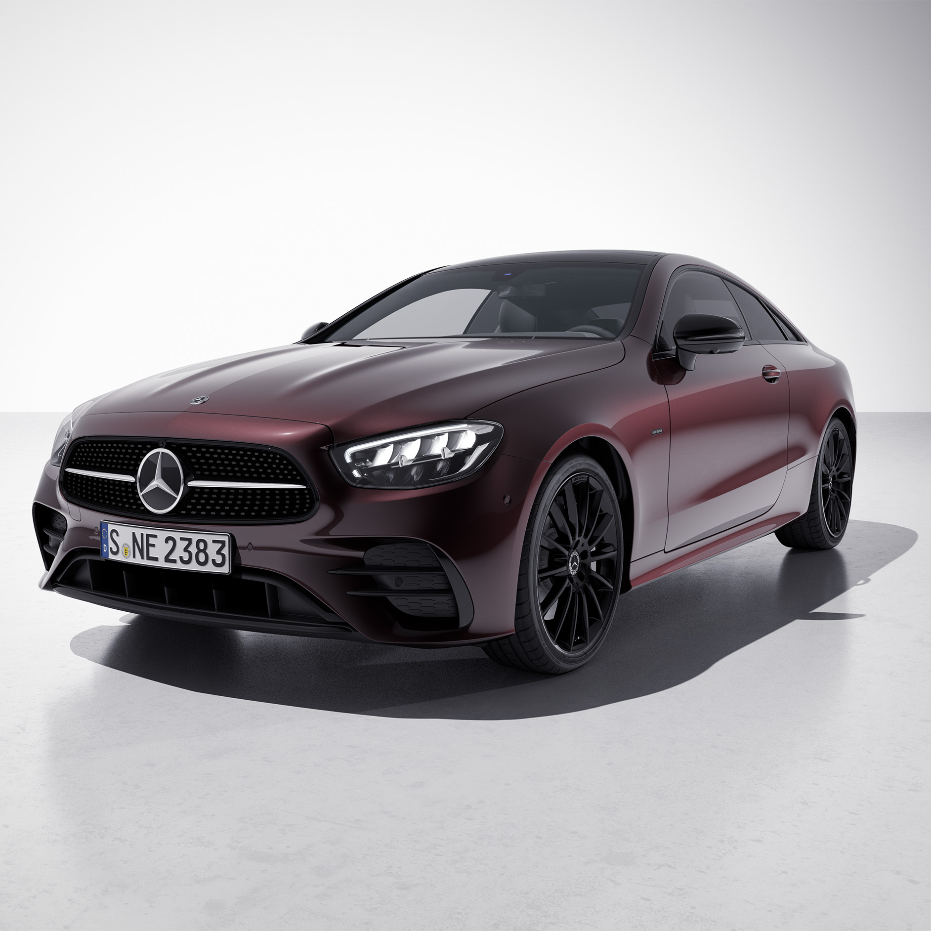 Night Edition | Třída E Kupé | Mercedes-Benz Exteriér speciálního modelu vozu Mercedes-Benz Třídy E Kupé.