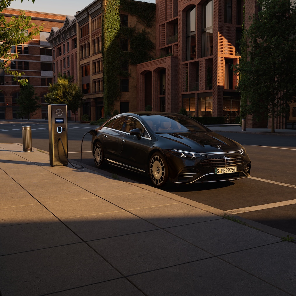 Nabíjení s&nbsp;novým plně elektrickým EQS od Mercedes-Benz.