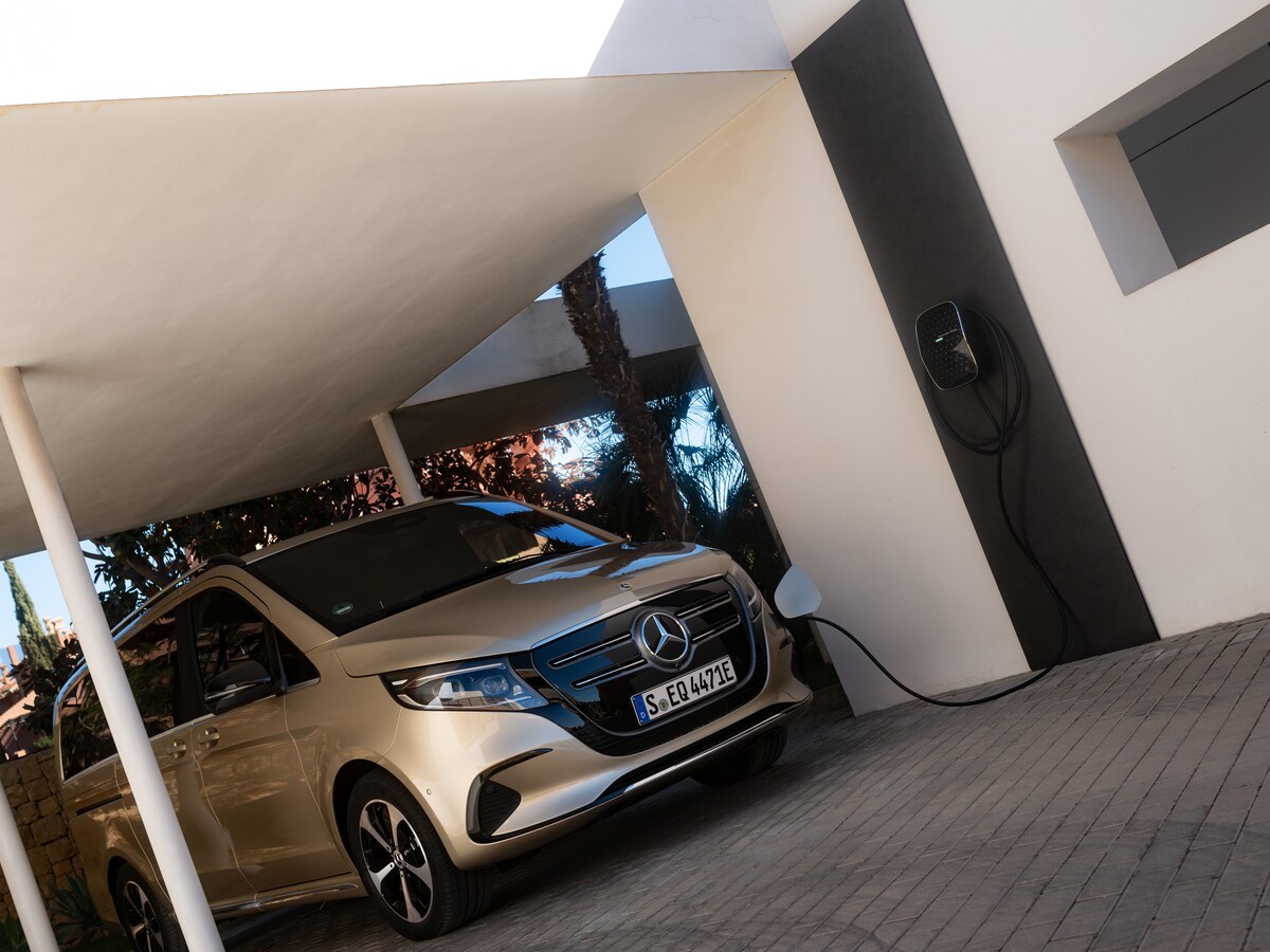 S wallboxem Mercedes-Benz Home se Váš domov promění v nabíjecí stanici.
