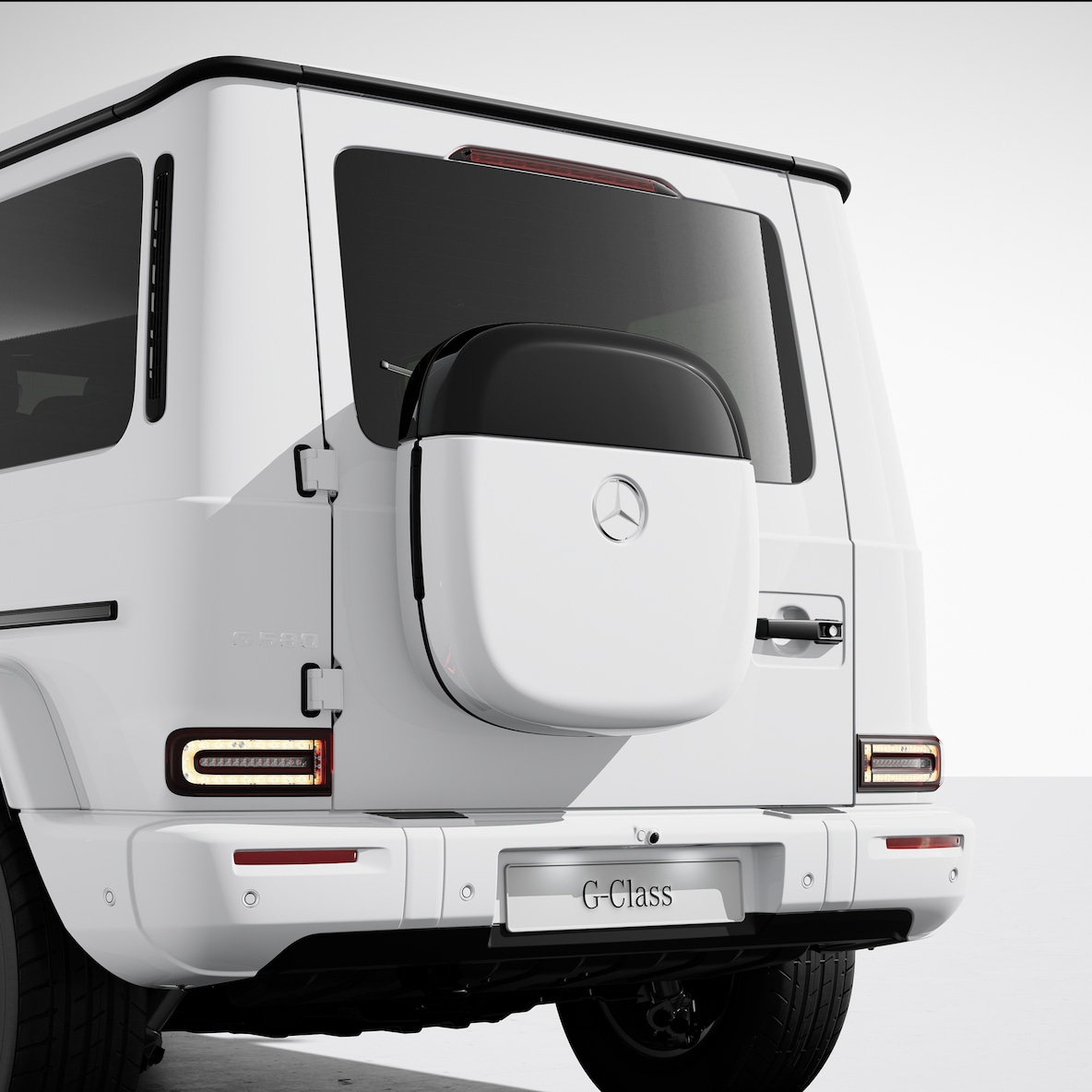 Designový box na zadních dveřích modelu Mercedes-Benz G 580 s technologií EQ.