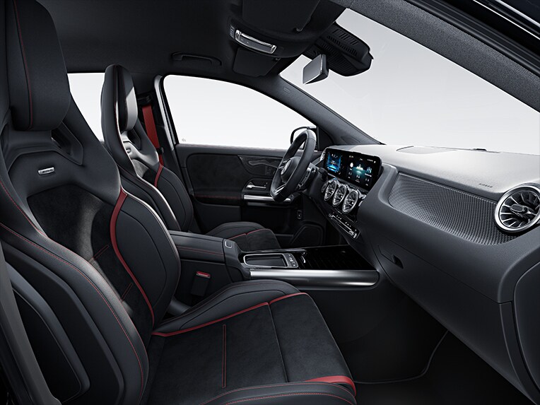 Sada sedadel AMG Performance Advanced v novém modelu Mercedes-AMG GLA.