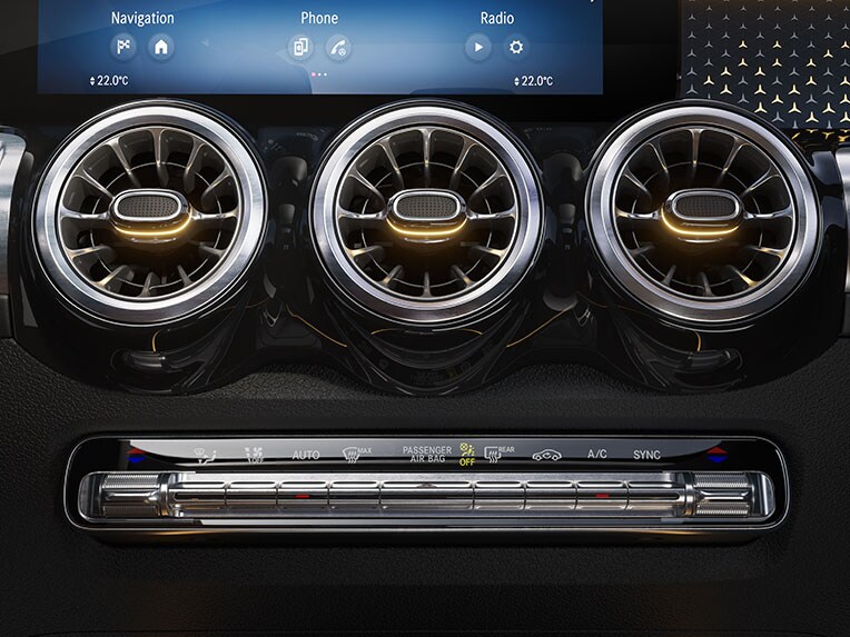 Automatická klimatizace THERMOTRONIC modelu GLB od Mercedes-Benz.