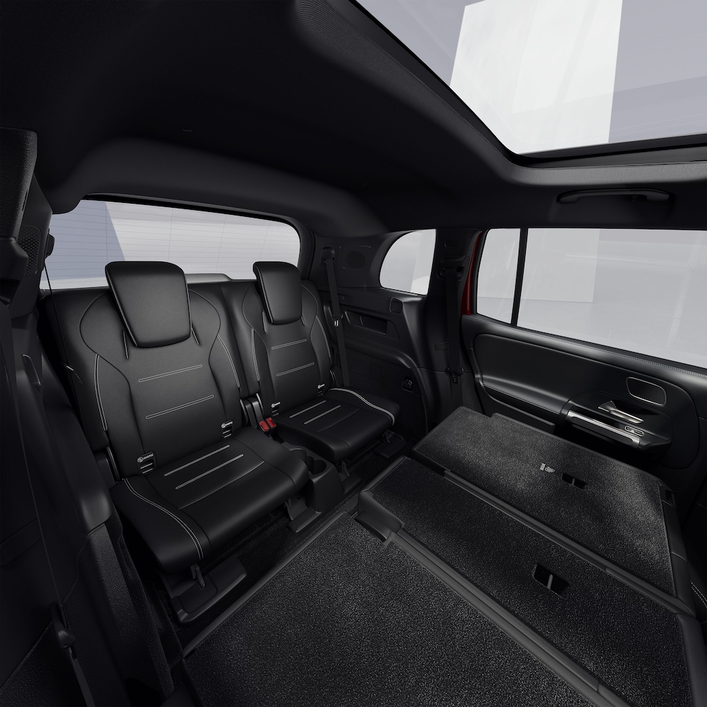 Výřez vozidla Mercedes-Benz GLB s třetí řadou sedadel dostupnou za příplatek.