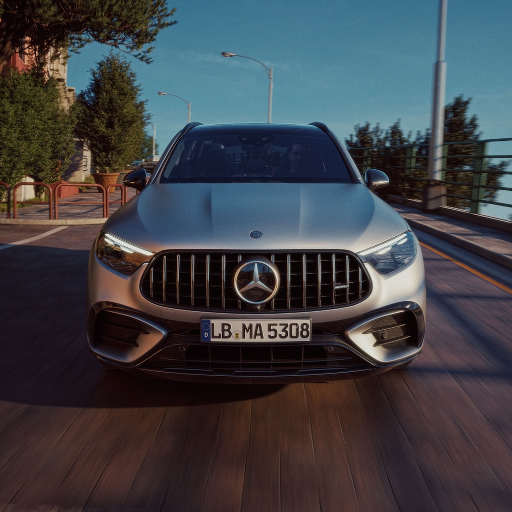 Příď nového vozidla Mercedes-AMG GLC SUV.