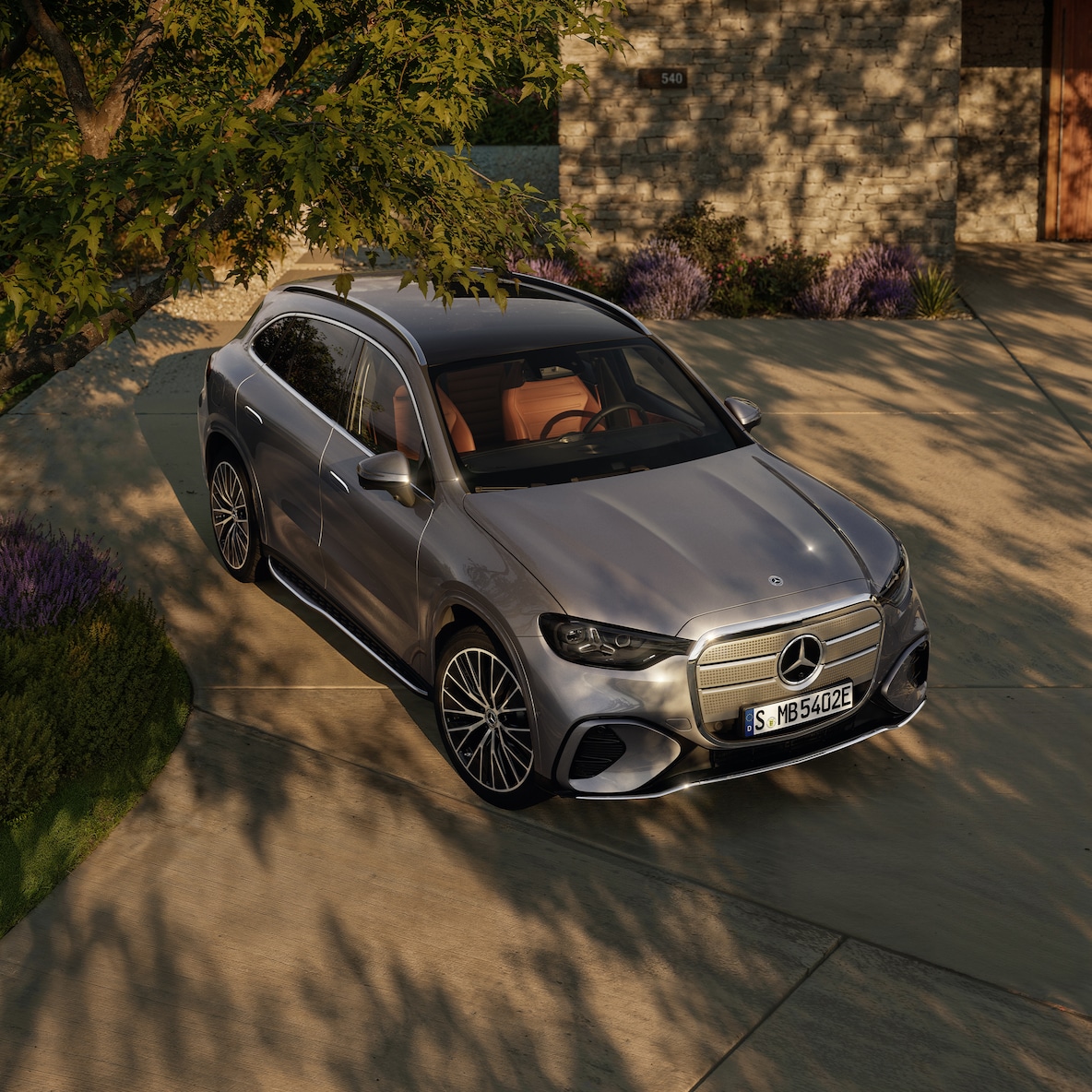 Exteriér nového GLC s technologií EQ od Mercedes-Benz.