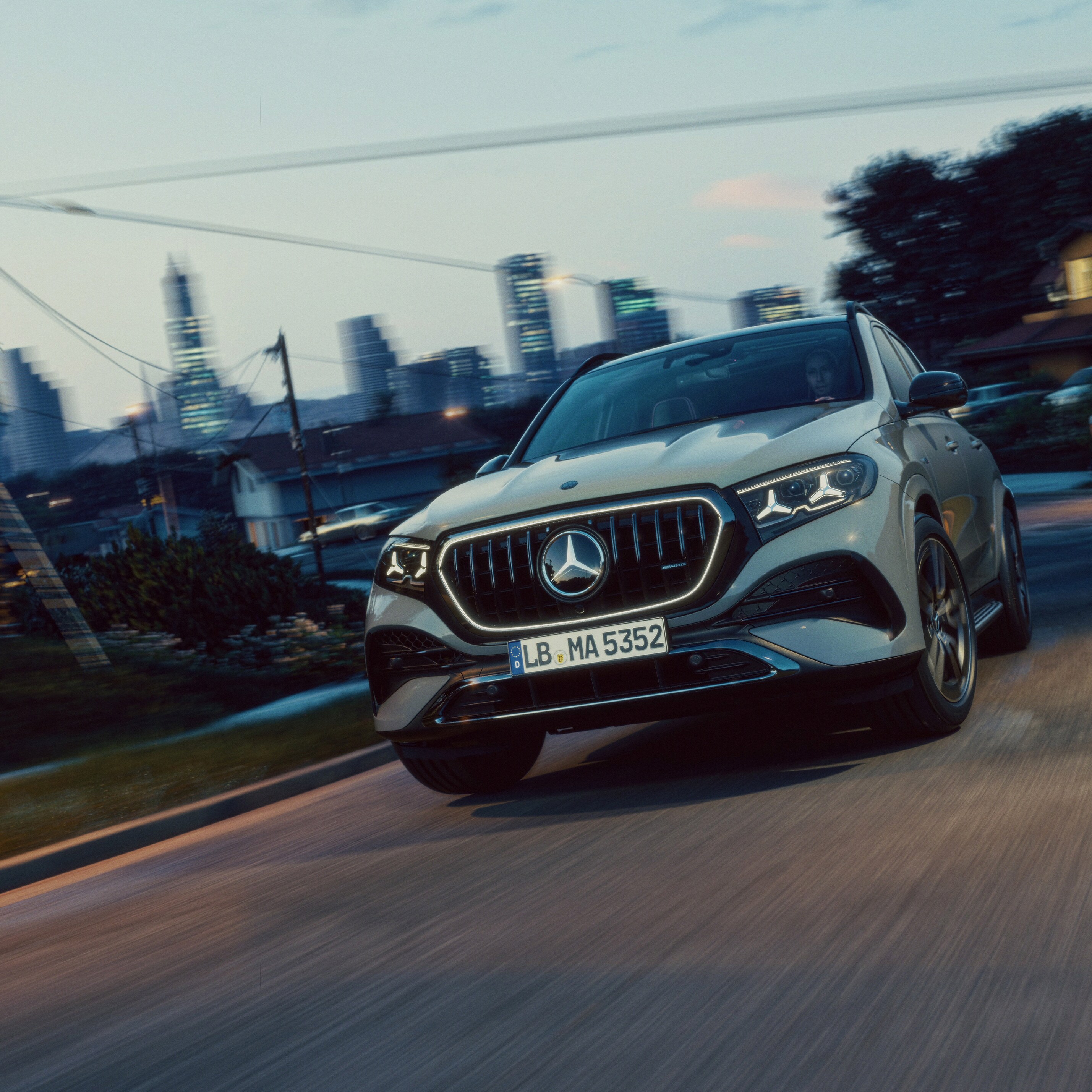 Nové vozidlo Mercedes-AMG GLE při pohledu zepředu.