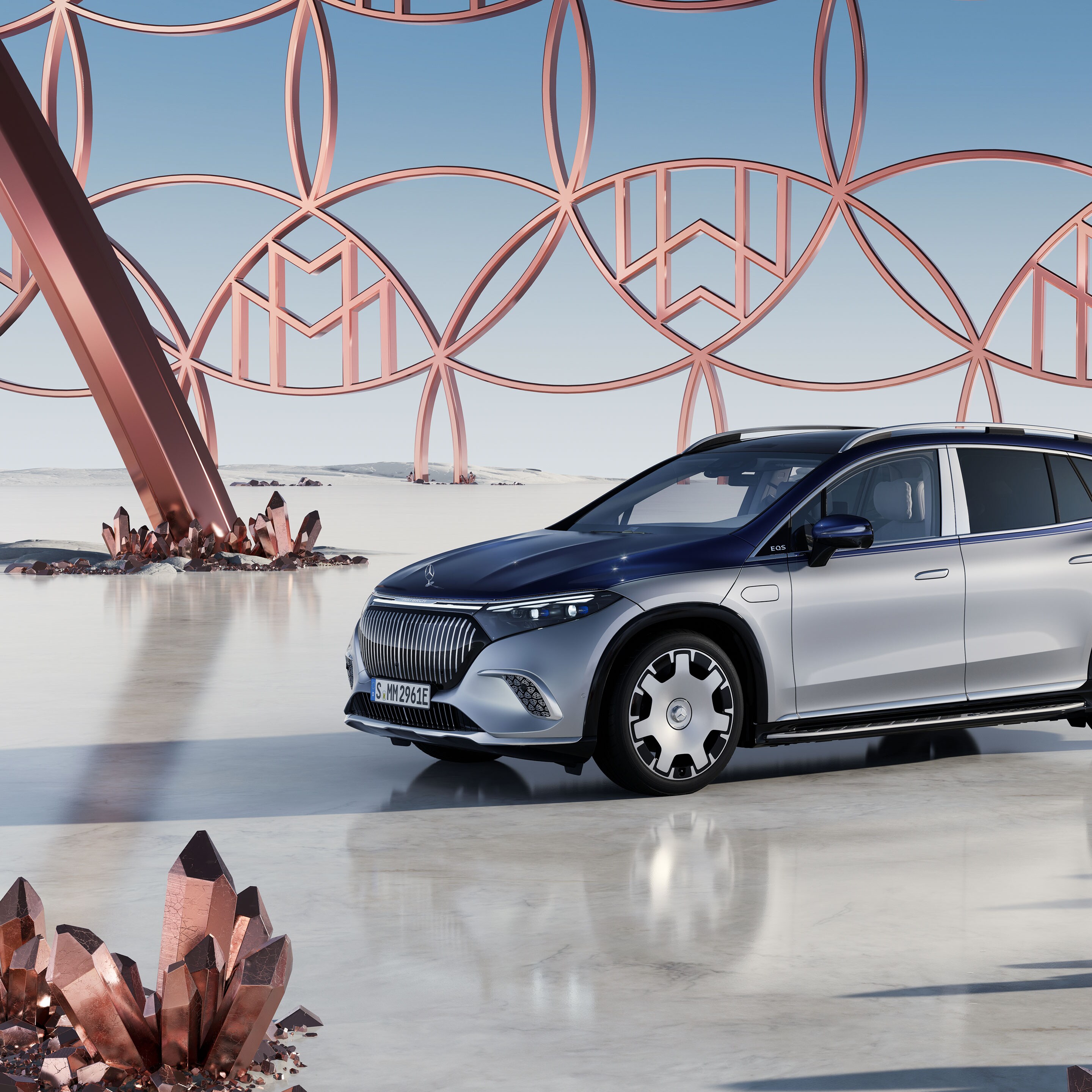 Pohled z&nbsp;boku na vozidlo Mercedes-Maybach EQS SUV.