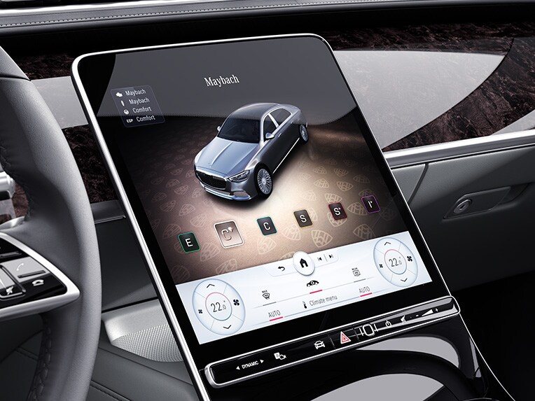 Centrální displej modelu Mercedes-Maybach Třída S.
