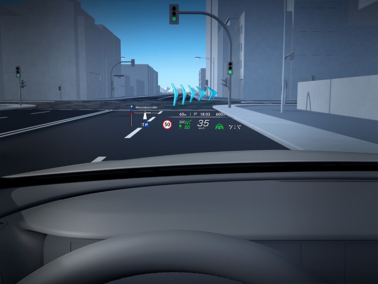 Head-up displej včetně rozšířené reality MBUX v modelu Mercedes-Maybach Třída S.