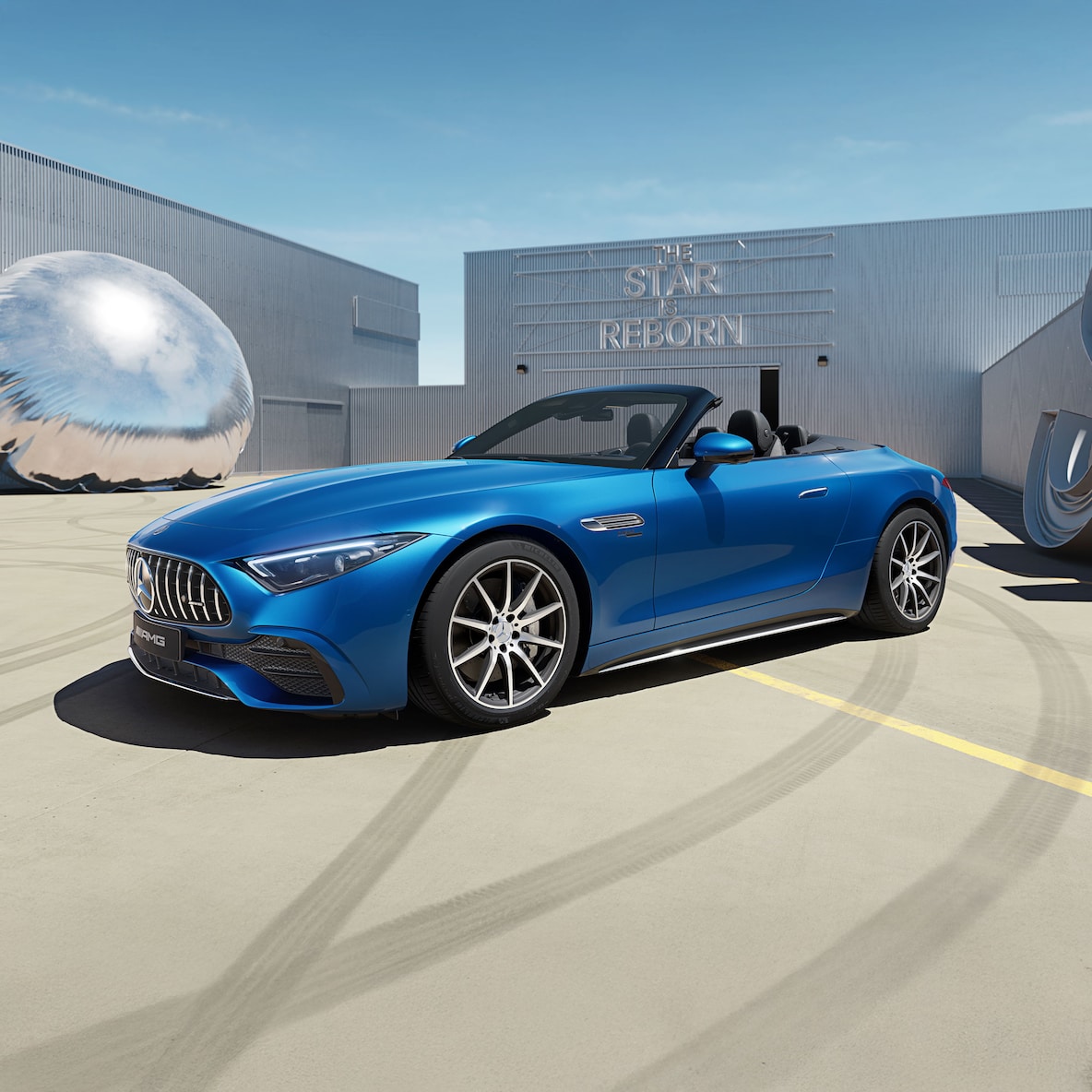 Exteriér vozu Mercedes-AMG SL roadster při pohledu z boku.