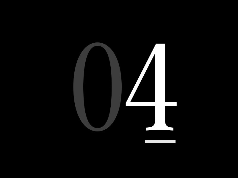 Velké číslo „04“.