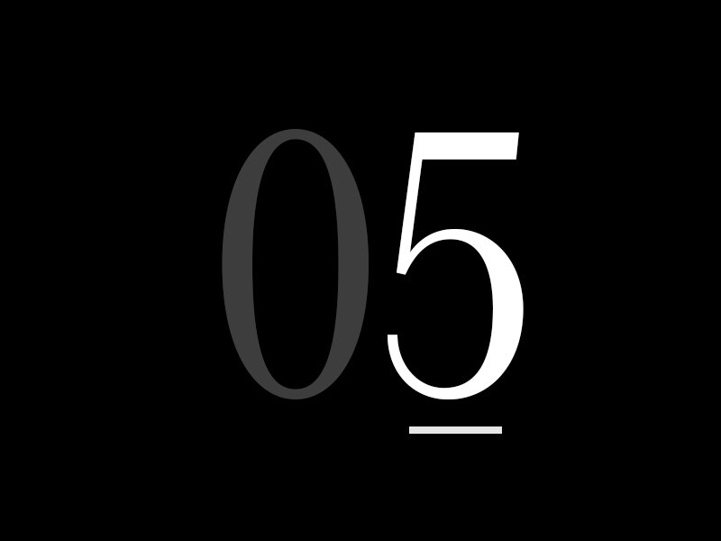 Velké číslo „05“.