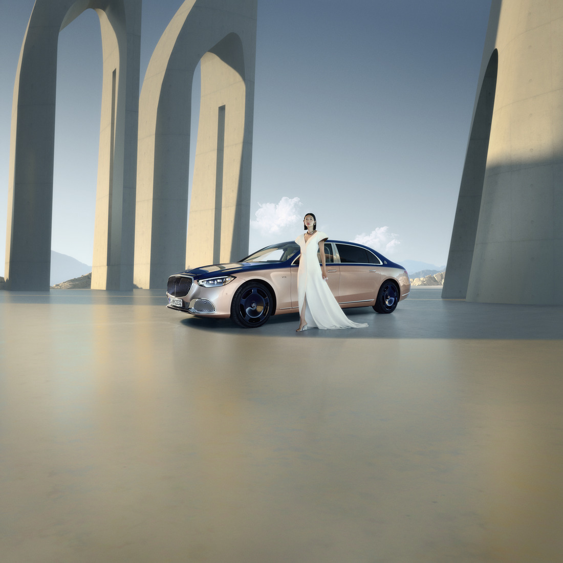 Zažijte Mercedes-Maybach Mercedes-Maybach Třída S Haute Voiture v zářivém odstínu růžové barvy