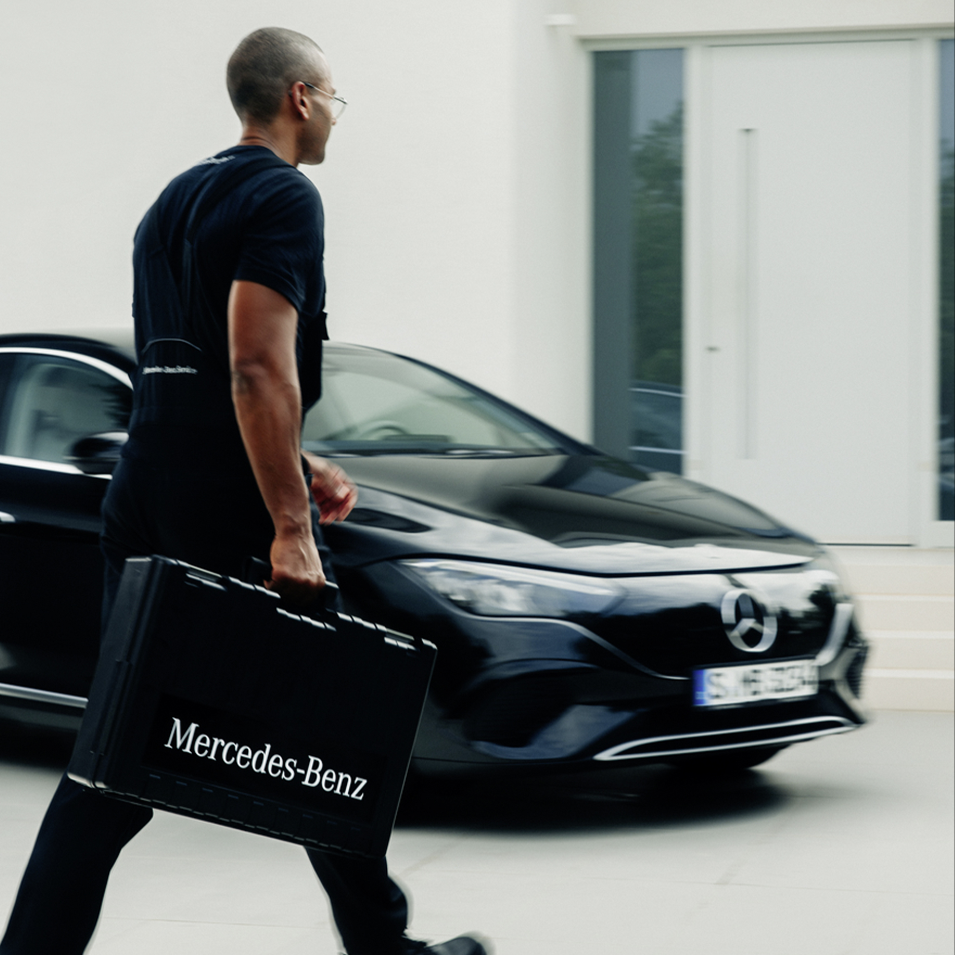 Instalace | Nabíjení | Mercedes-Benz Wallbox Mercedes-Benz, inspirovaný principy designu Mercedes-Benz.