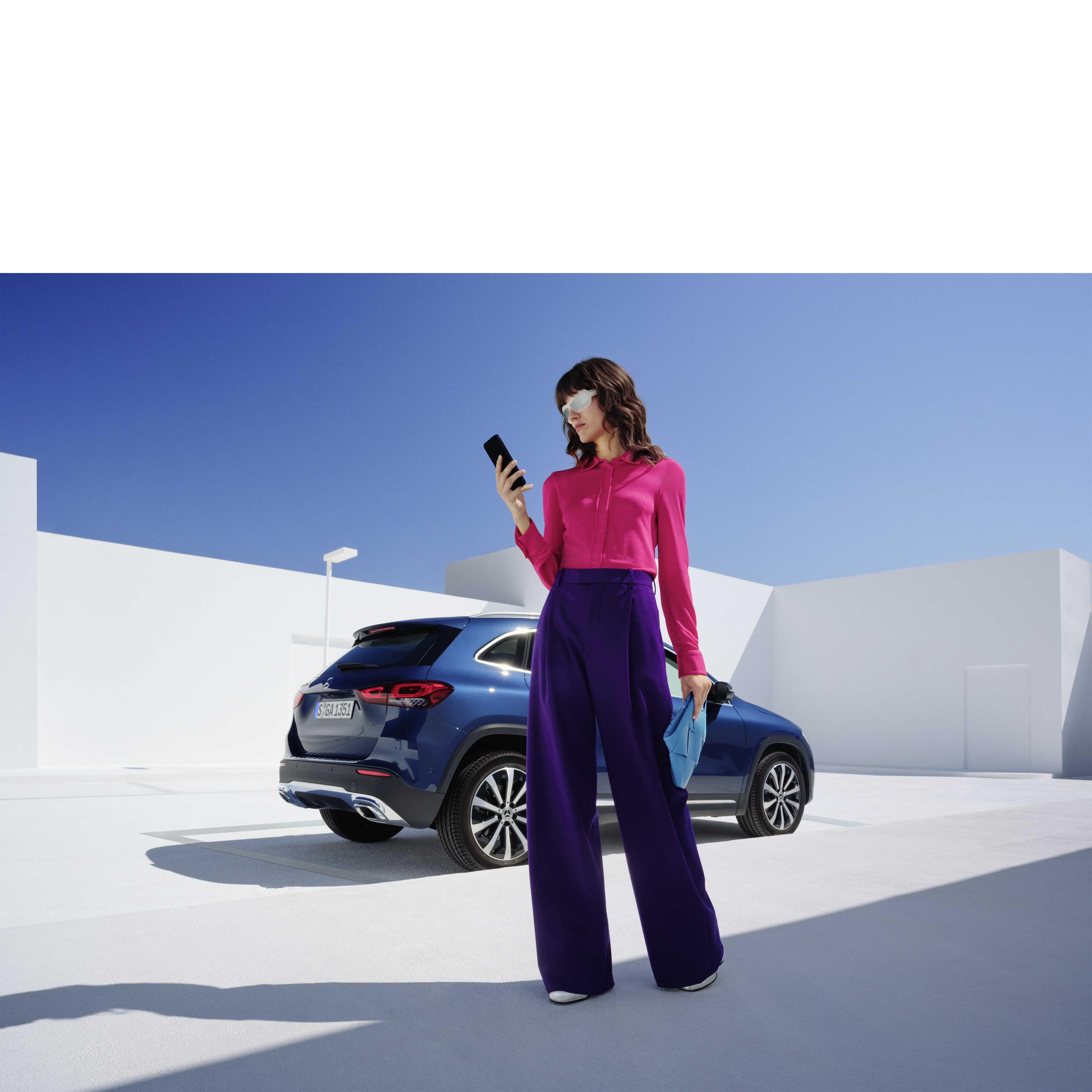 Mercedes me ID | Mercedes-Benz Na multimediálním systému MBUX ve voze Mercedes-Benz jsou zvoleny digitální doplňky.