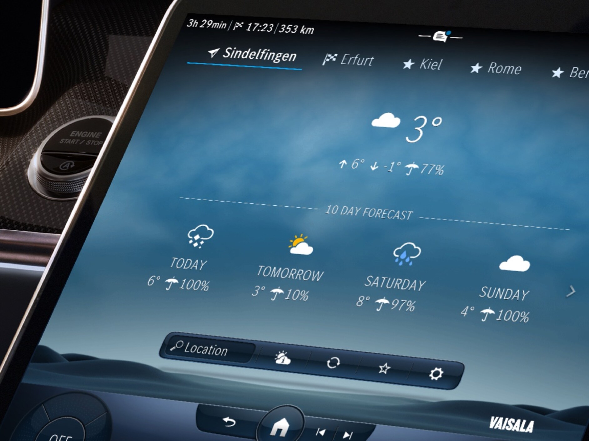 Díky digitálnímu doplňku Meteorologická mapa se na multimediálním systému MBUX zobrazuje počasí v&nbsp;cílovém místě.