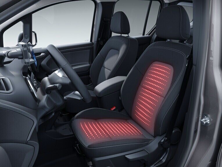 Vyhřívání sedadla pro řidiče ve skříňové dodávce Mercedes-Benz Citan.