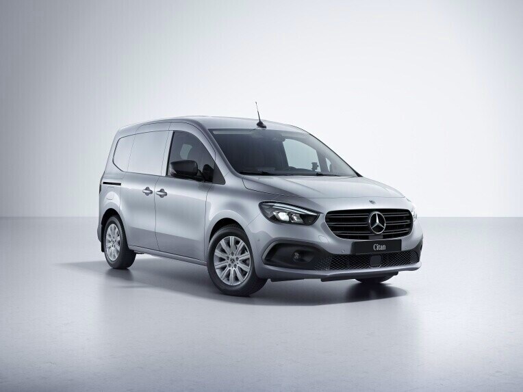 Skříňová dodávka Mercedes-Benz Citan v linii výbavy SELECT.