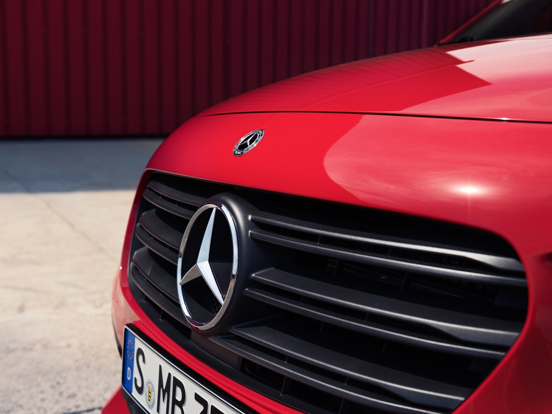 Skříňová dodávka Mercedes-Benz Citan jako malé dodávkové vozidlo.