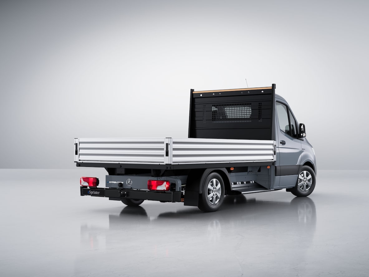 Podvozek Mercedes-Benz eSprinter jako valníkové vozidlo.