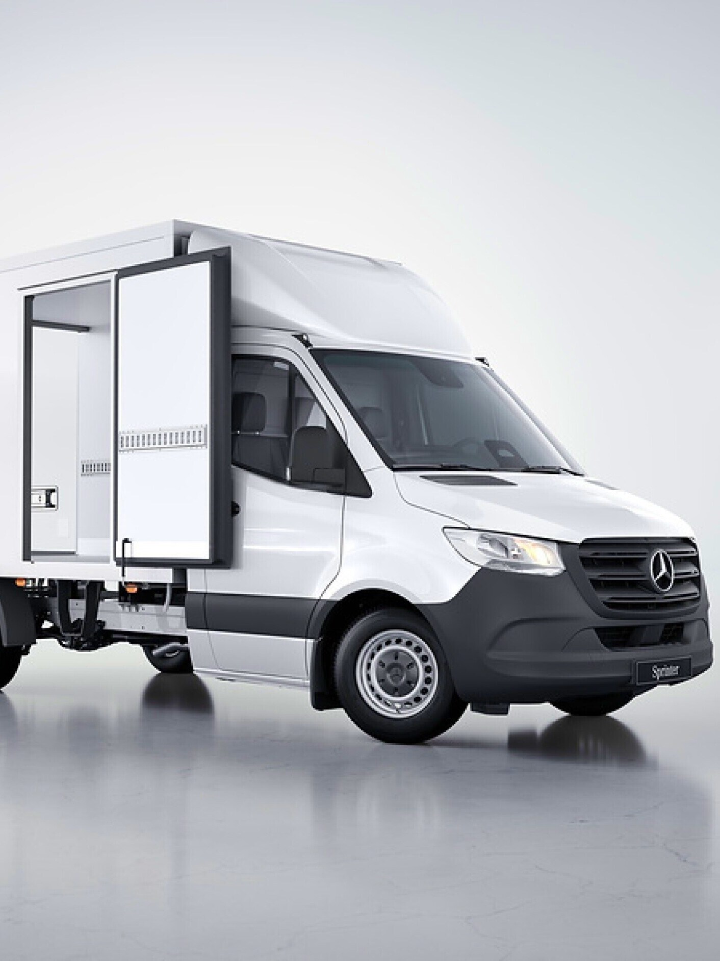 Podvozek Mercedes-Benz Sprinter s&nbsp;průmyslovým řešením VanSolution.