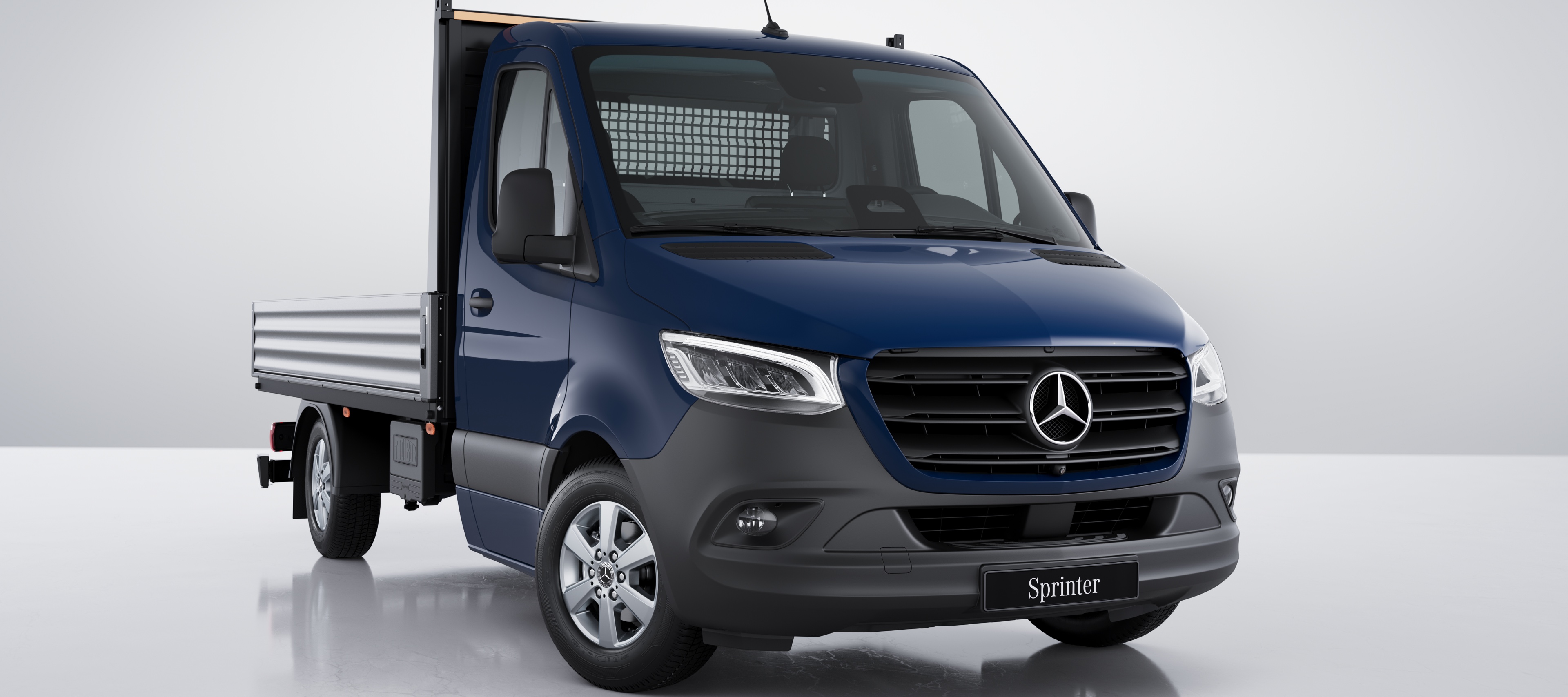Leasing a financování | Valníkové vozidlo Sprinter | Mercedes-Benz Exteriér valníkového vozidla Mercedes-Benz Sprinter.