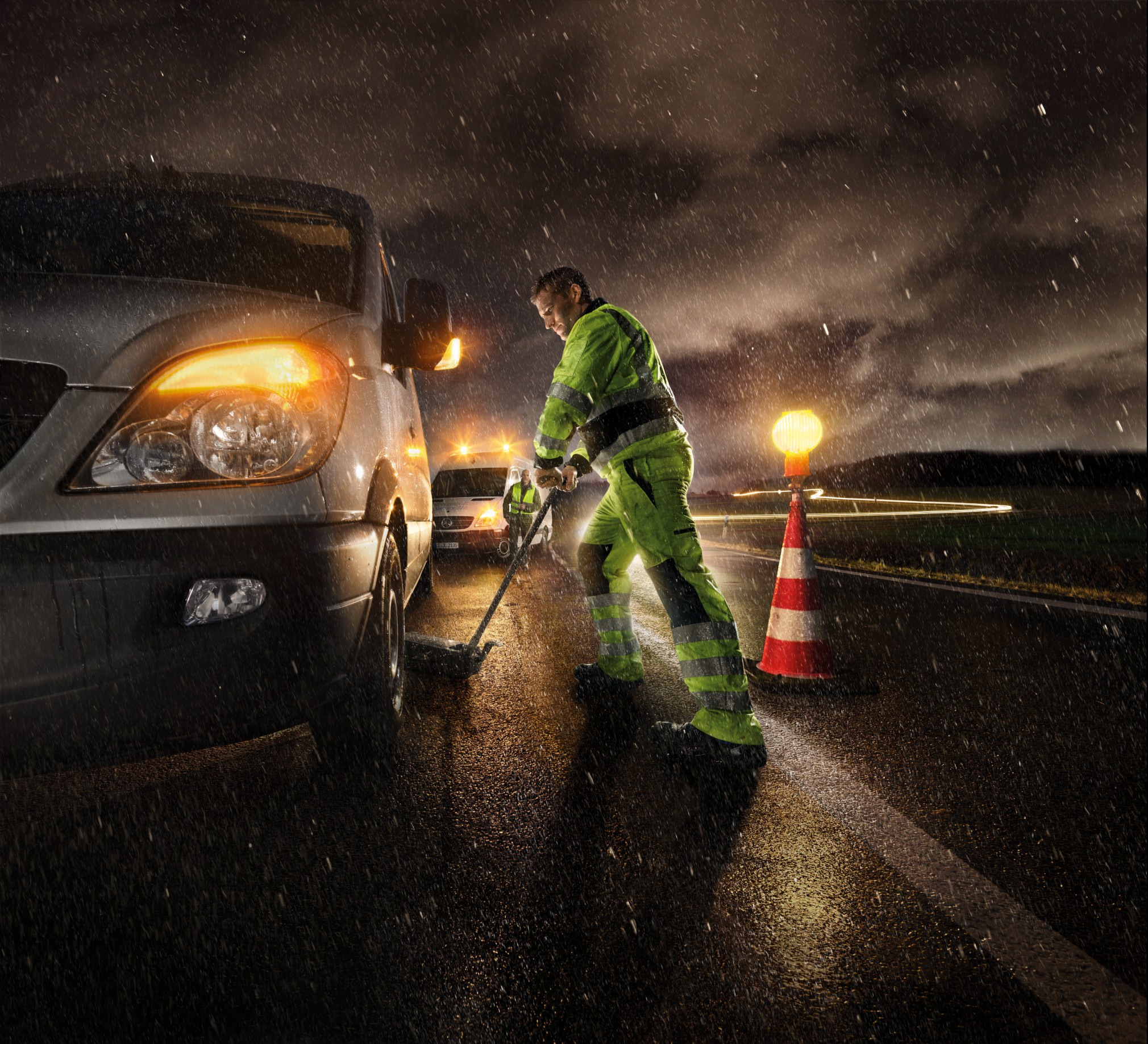 Mercedes-Benz Service24h | Dodávková vozidla Mercedes-Benz Mercedes-Benz Service24h