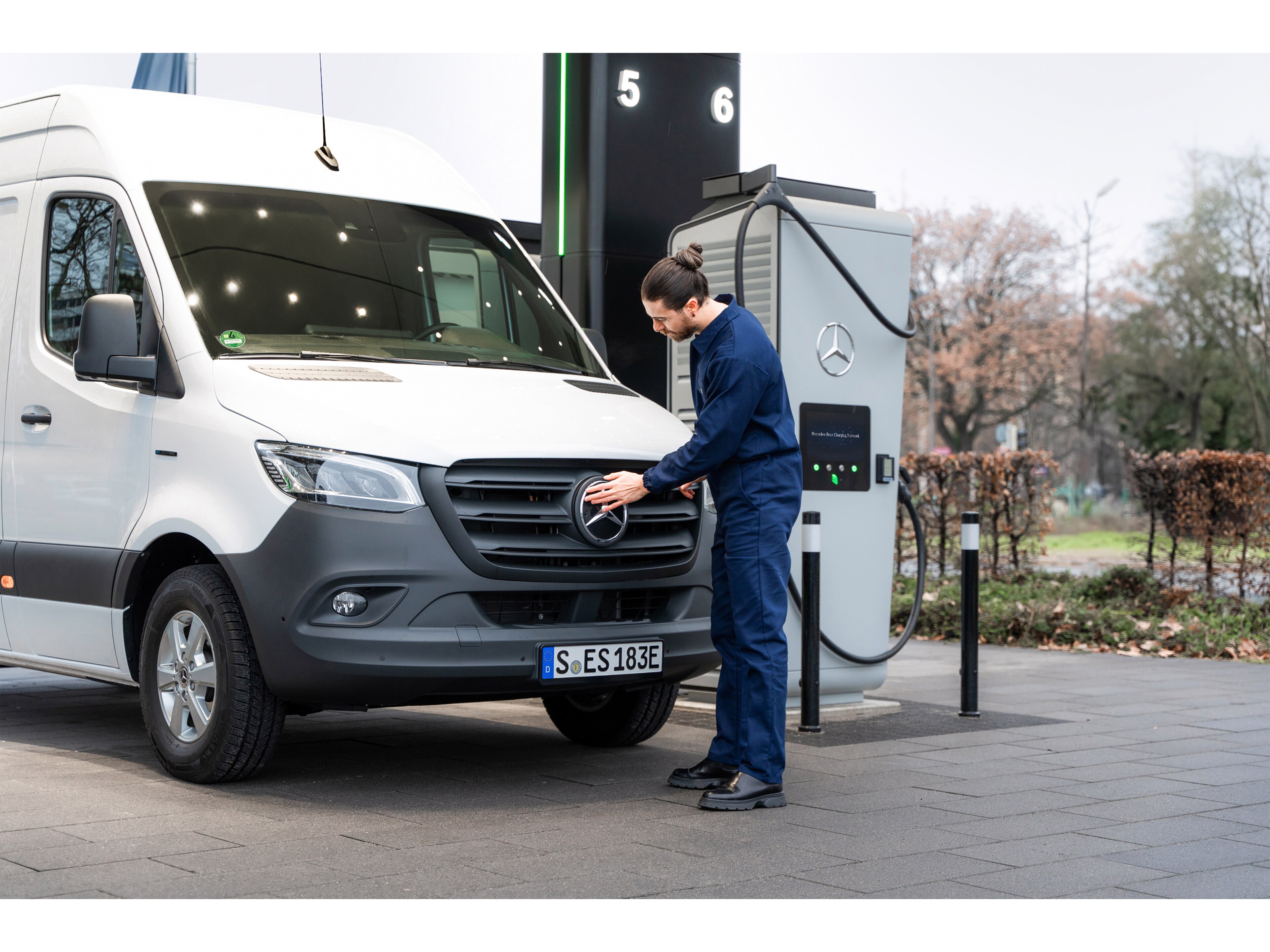 Mercedes-Benz charging