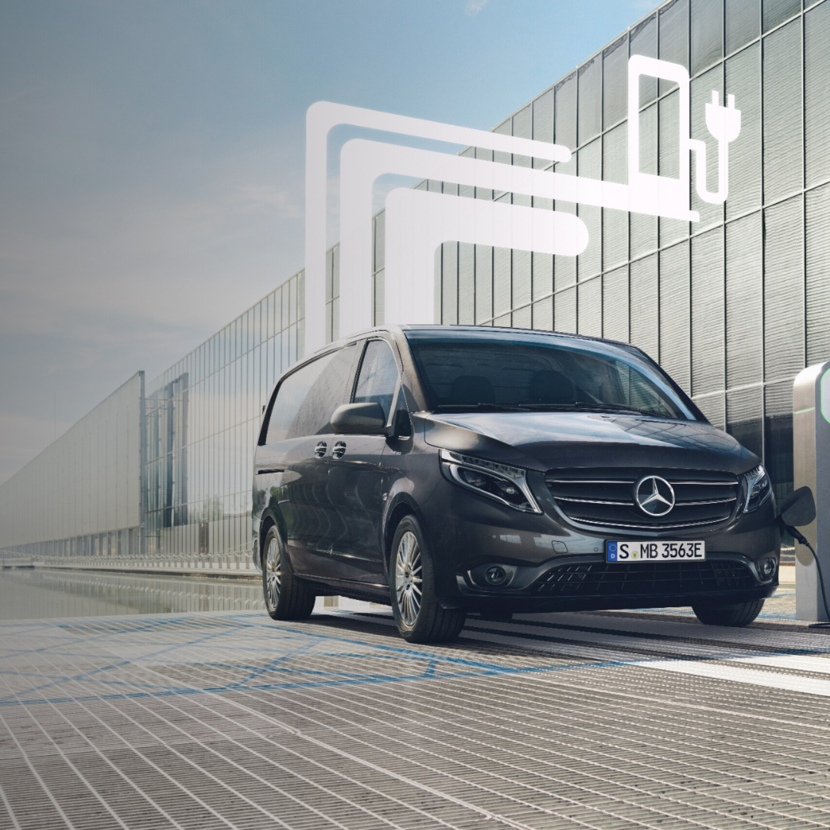 Dodávkové vozidlo Mercedes-Benz s&nbsp;grafickými prvky, které představují digitální doplňky.
