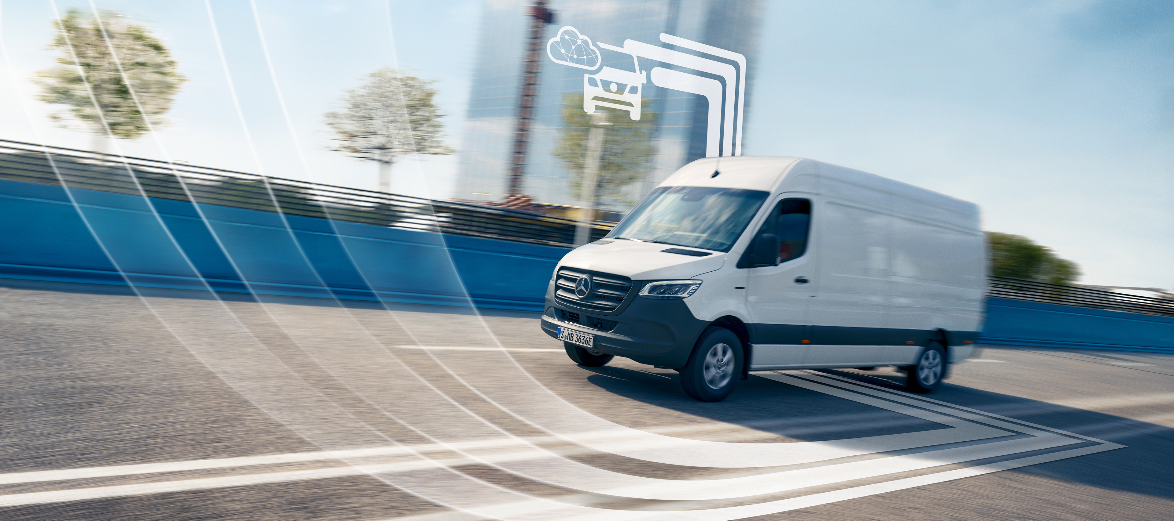 Standardní výbava | Digitální doplňky | Mercedes-Benz Dodávkové vozidlo Mercedes-Benz s grafickými prvky, které představují digitální doplňky.